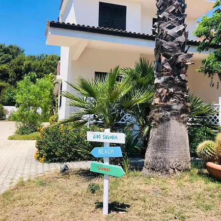 Lido Silvana Marina Di Ferienhaus *